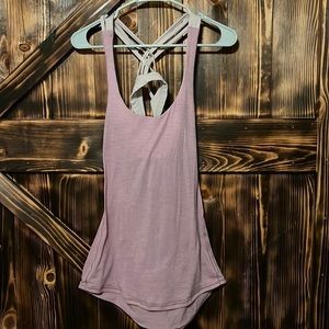 Lululemon tank with bra size 8
